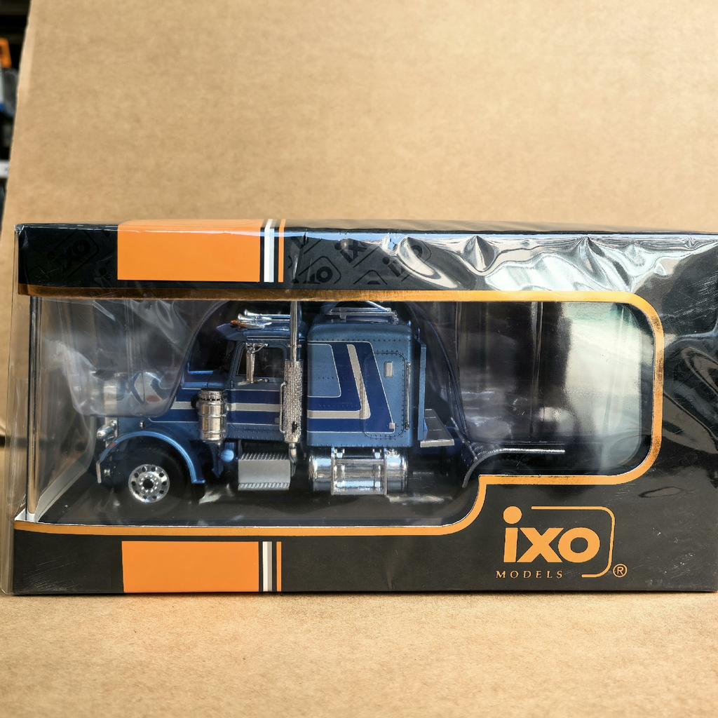 Diecast IXO 1/43 Scale PETERBILT Truck Trailer 359 1973 W7 Alloy Car Model