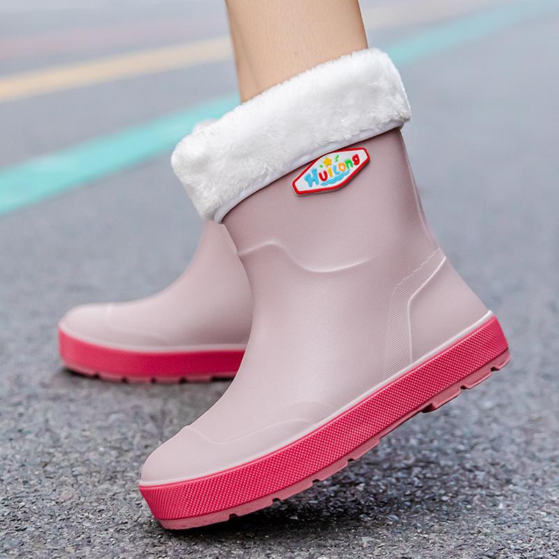 Fashion rain shoes women's trend short tube water shoes four seasons outside work shoes car wash low tube waterproof non-slip rubber shoes rain boots