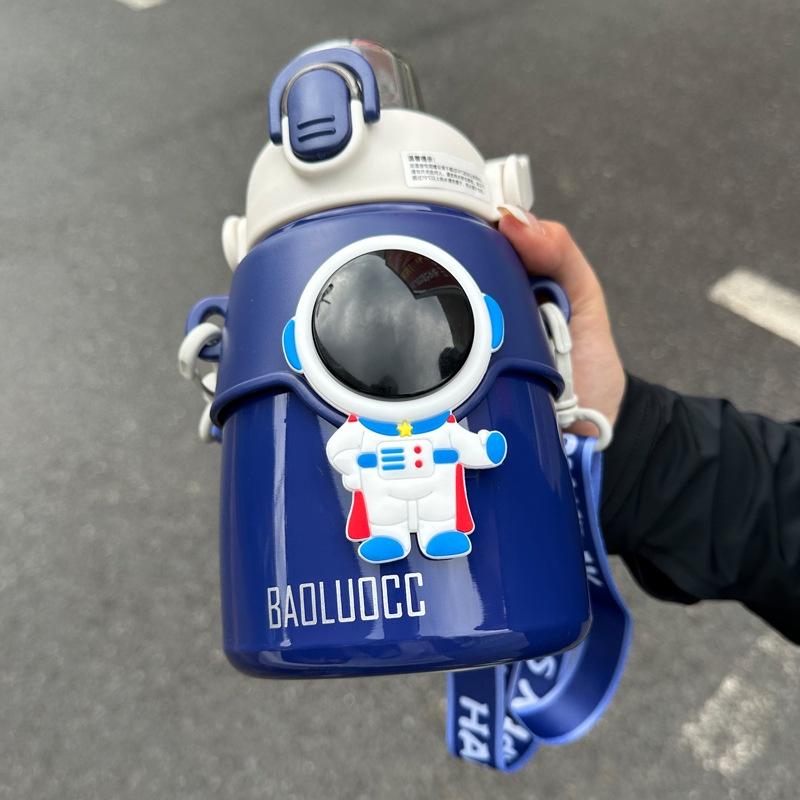 Hseen 2023 New Children's Insulated Cup Cute Cartoon Straw Cup Stainless Steel 850ml Capacity