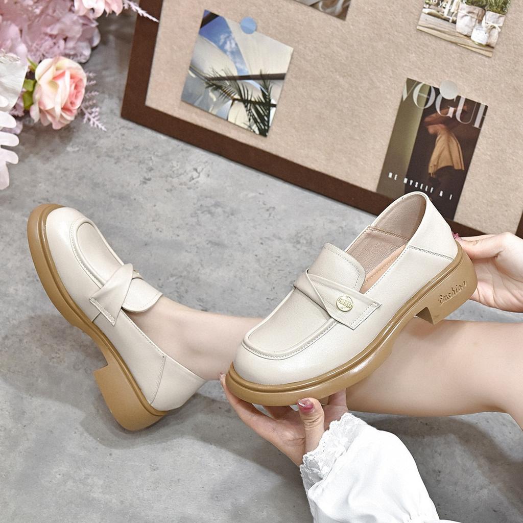 Round Head Female Spring First Layer Cowhide Metal Buckle Shallow Mouth Single Shoes Small Leather Shoes College Style Female Flat Shoes