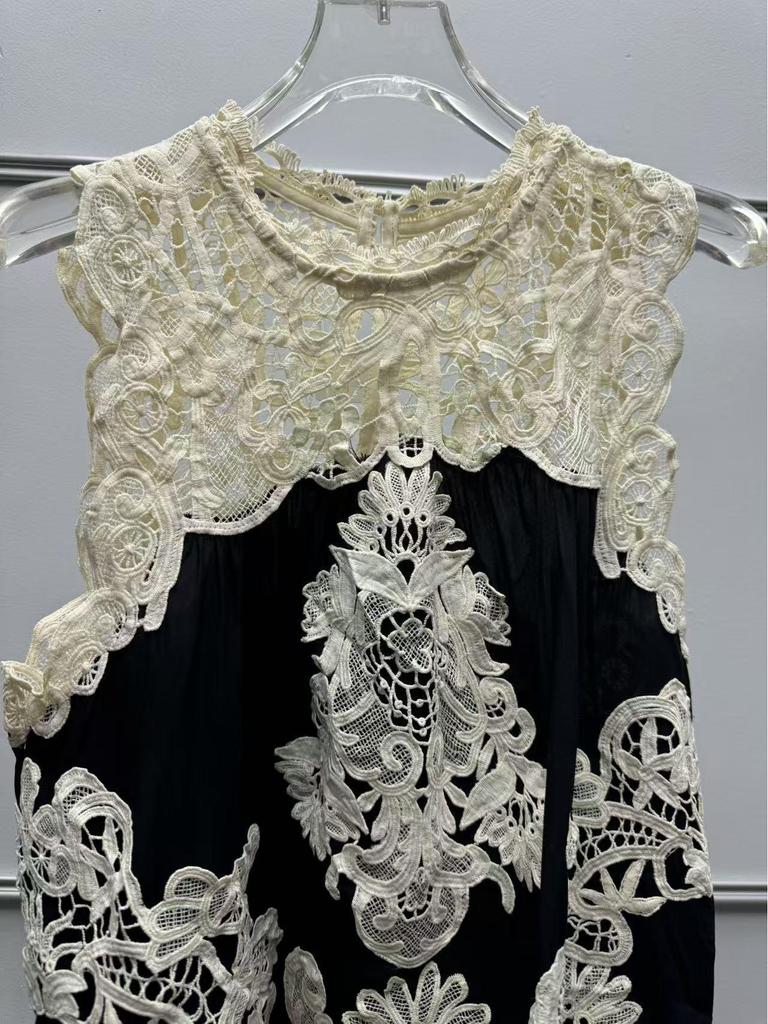 Nanyou Retro French Lace Color Block Sleeveless Vest Top