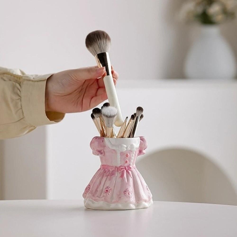Ceramic Makeup Brush Holder Sweet Large Capacity Bow Pen Holder Organizer Desk Decoration Flower Vase Dressing Table Decor