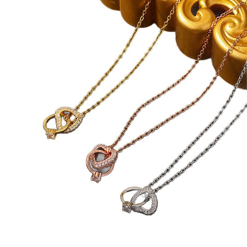 Korean-Japanese Light Luxury Rhinestone Heart Pendant Titanium Necklace - Women's Elegant Collarbone Chain, Non-Fading