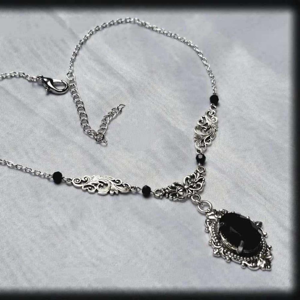 Gothic Victoria Sliver Color Rose Lacework Black Crystal Pendant Necklace for Women Punk Witch Halloween Stainless Steel Jewelry