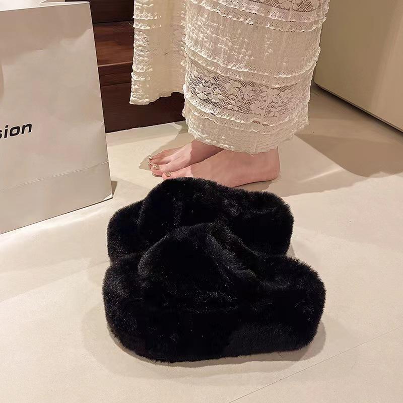 Mao Mao slippers women's new high-end outdoor wear versatile autumn and winter one-word thick-bottomed cotton slippers