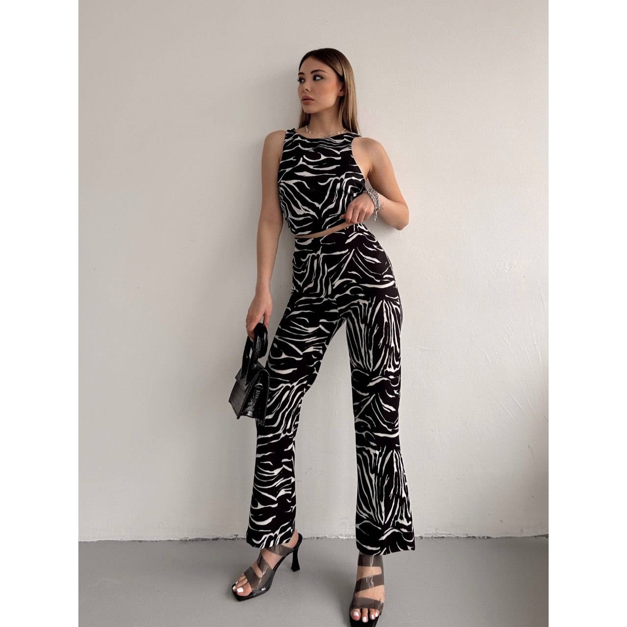 

Женский стиль, модный черный галстук с лямкой на шее и спиной, подробный двойной костюм