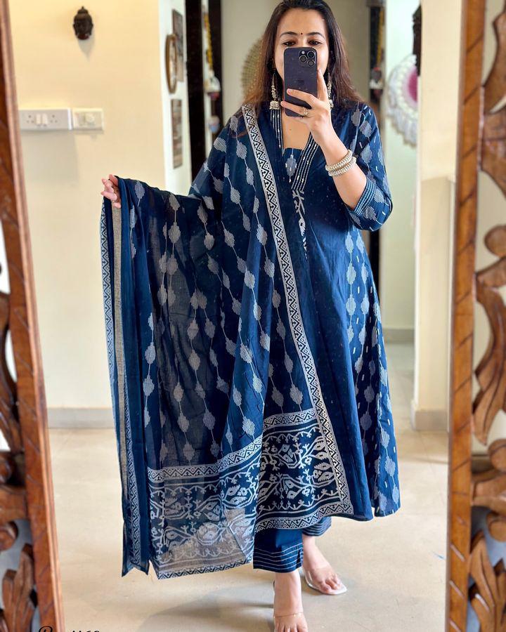 Pakistani Bollywood Kurti Salwar Suit Indian Women Designer Ethnic Kurta Pant Dupatta Set