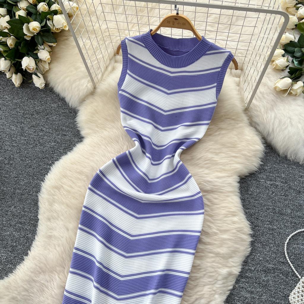 Letní dámské bez rukávů pruhované pletené střapcové slim bodycon pouzdrové svetrové šaty