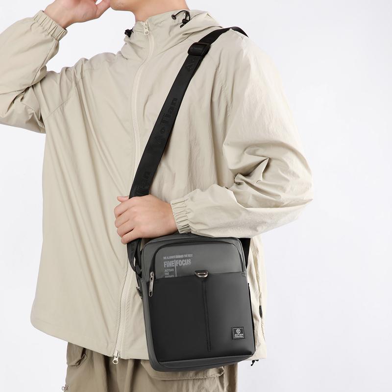 Outdoor Men's Bag Crossbody Bag Oxford Shoulder Bag