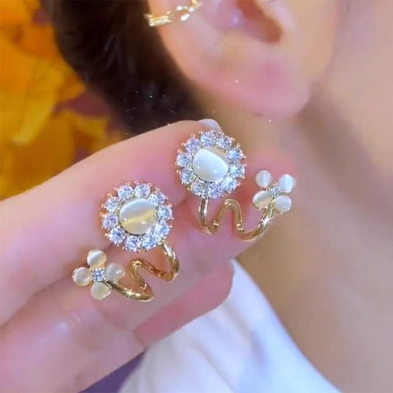Light luxury fashion high sense simple opal flower stud earrings women exquisite versatile design elegant earrings