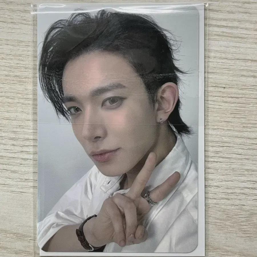 Enhypen Sells Heeseung Vr Photocard Emulsion Bonus