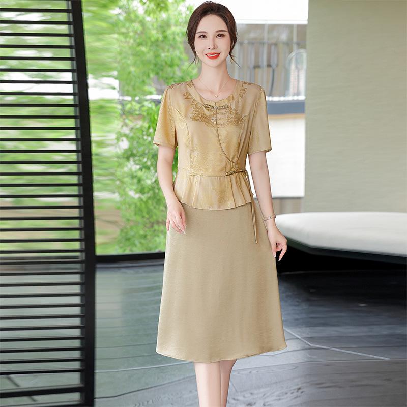 

Mother s New Chinese Style Faux Two-Piece Dress - 2026 Summer Collection for Middle-Aged Women, Short-Sleeved, Mid-Long Skirt. 3XL (135-145 lbs)