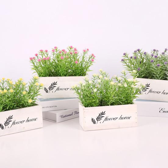 

Практичное искусственное растение в горшке, не увядающее, не требует воды, деликатное.