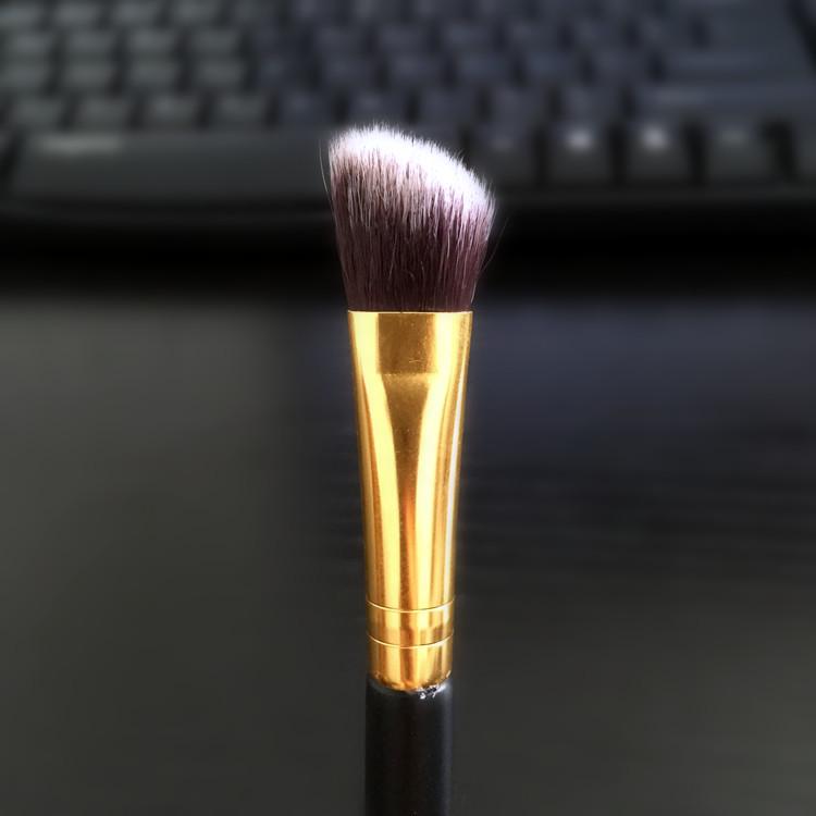 Long-Handled Round Nose Contour Brush, Large Eyeshadow Brush, Highlighter & Contour Brush, Angled Makeup Brush, Highlighting Brush Set.