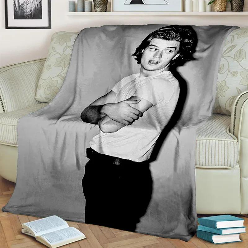 

Joe Keery Actor 3D Printing HD Blanket,Soft Throw Blanket for Home Bedroom Bed Sofa Picnic Travel Office Rest Cover Blanket Kids 75x90cm
