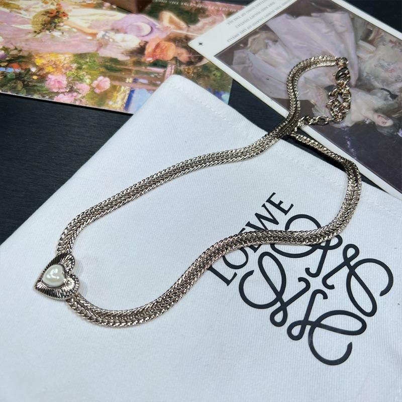 Sweet and Cool Wind Love, Trendy Design Sense Versatile Cold Wind Necklace Earrings