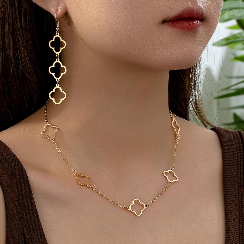 Cut-Out Clover Chain Vintage Bracelet Necklace Set Women'S Light Earrings Gold Set