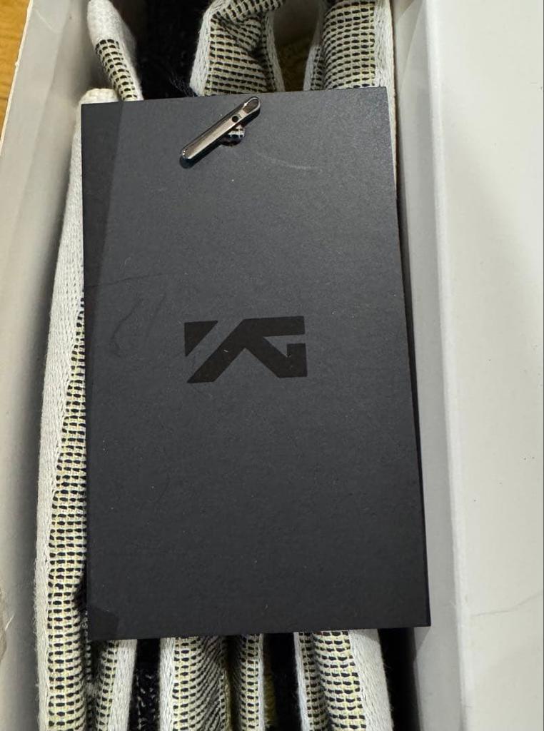 [USED] BIGBANG Large Towel 70x120cm