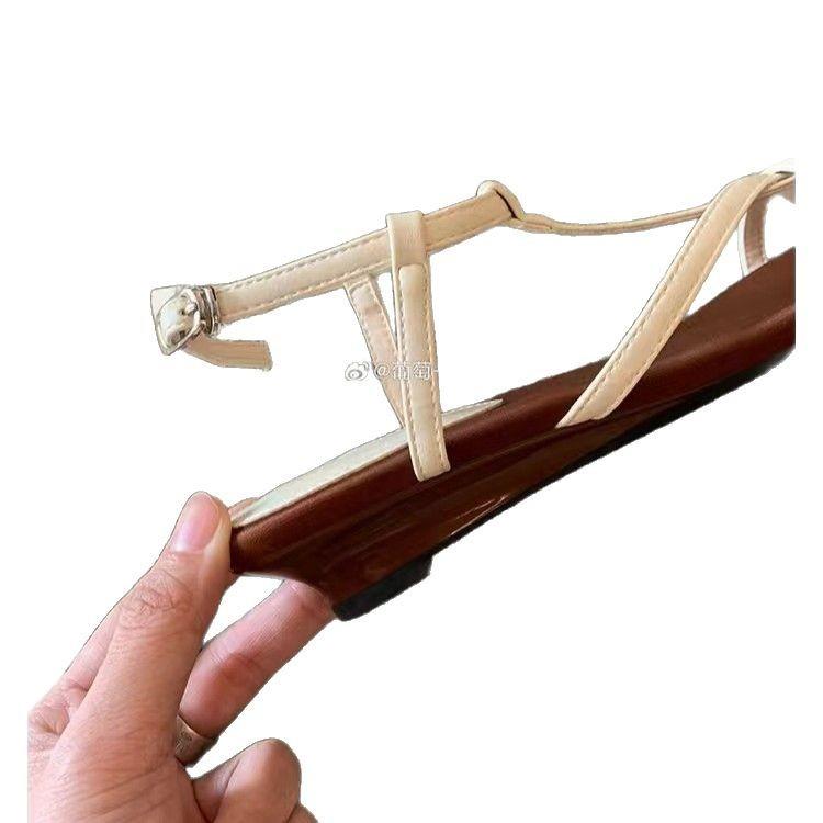 Mãe de uva mesmo estilo, diário da ilha~ Sandálias romanas de verão femininas de couro com tiras cruzadas francesas pontudas elegantes e abertas