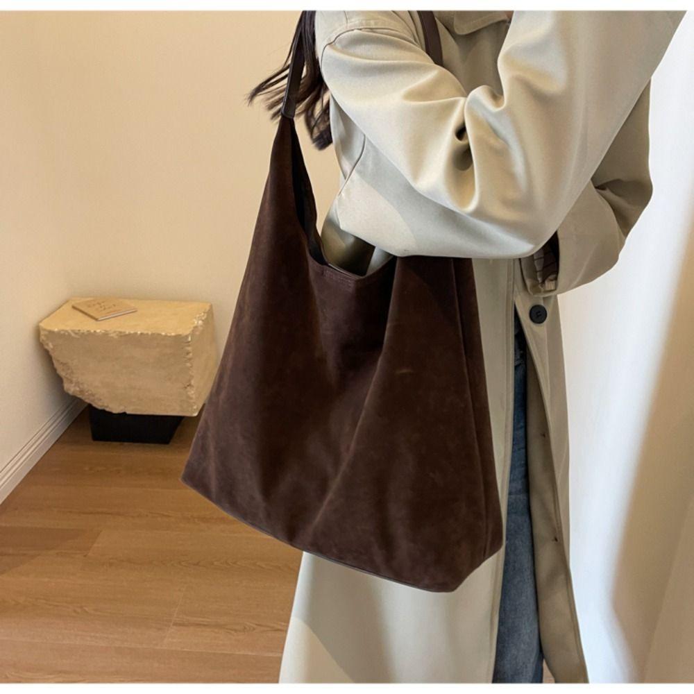 New Autumn and Winter Vintage Women's Bag Fashion Large Capacity Suede Shoulder Bag Simple with Button Versatile Bucket Bag