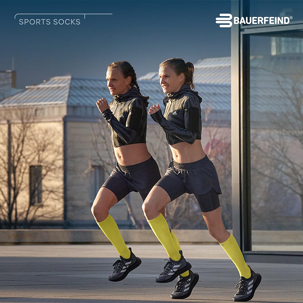 BAUERFEIND Run Ultralight Compression Size S Socks, Women's White, (Sizes 41-43 (26.0-27.5))