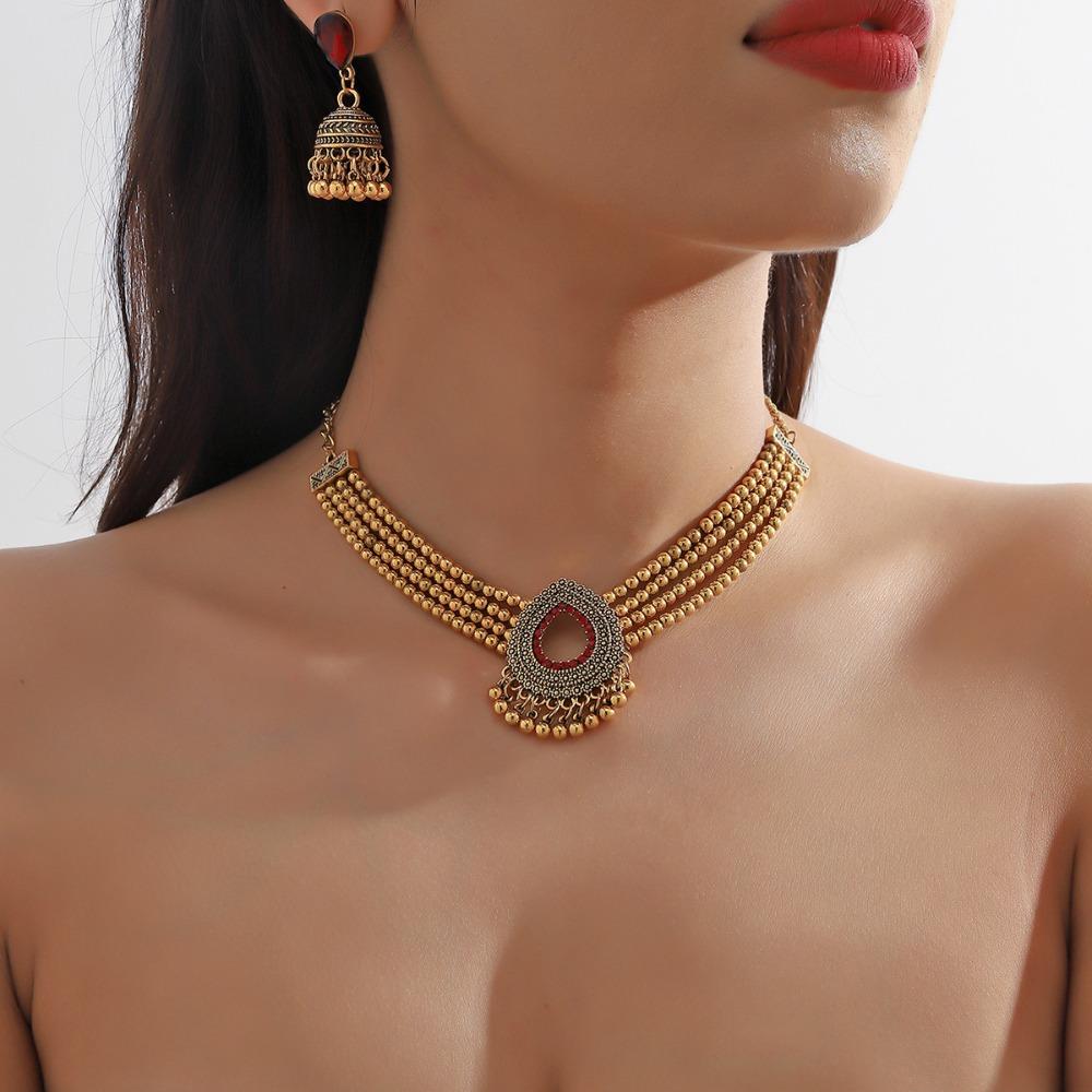 Tassel Rhinestone Necklace Earrings Luxury Choker Necklace Set Elegant Retro Jewelry Set Ladies