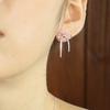 UNI.J Silky Line Ribbon Silver Earring Ie390