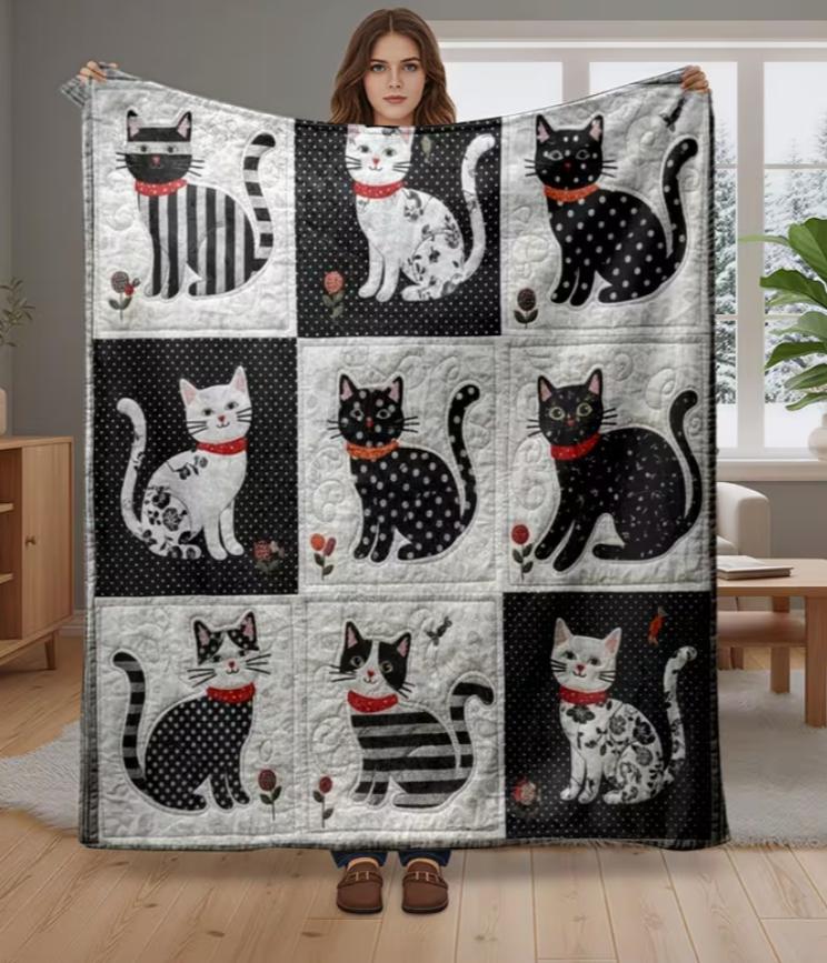 1pc Cute Kitten Flannel Blanket for Lunch Break Office Camping Home Decoration Blanket