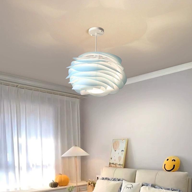 Nordic Rose Flower Petal Pendant Light – Warm and Romantic Lighting for Bedroom or Restaurant