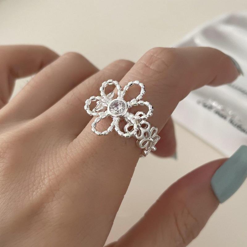 Elegant Sweet Hollow Flower Adjustable Ring for Women - Stackable  Gentle Temperament Index Finger Jewelry Open Adjustable