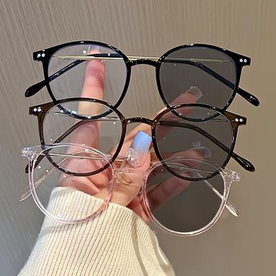 Women's Photochromic Myopia Glasses Unisex Ultralight Anti-UV Vintage Round Eyewear for Men Ladies