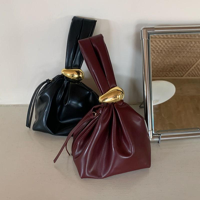 All-match Pleated Cloud Bag Women's Texture Niche Design Handbag Ins Popular Commuting Small Bag