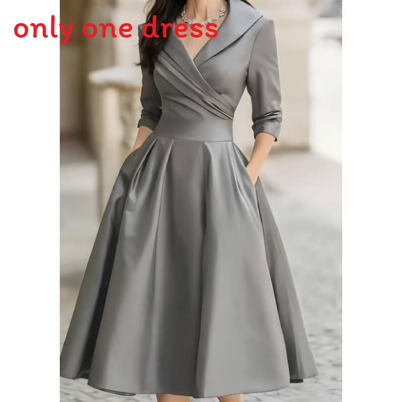 Elegantes Satinkleid mit langen Ärmeln und hoher Taille für Business und Streetwear