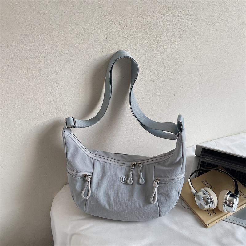 Women's Lightweight Shoulder Bag