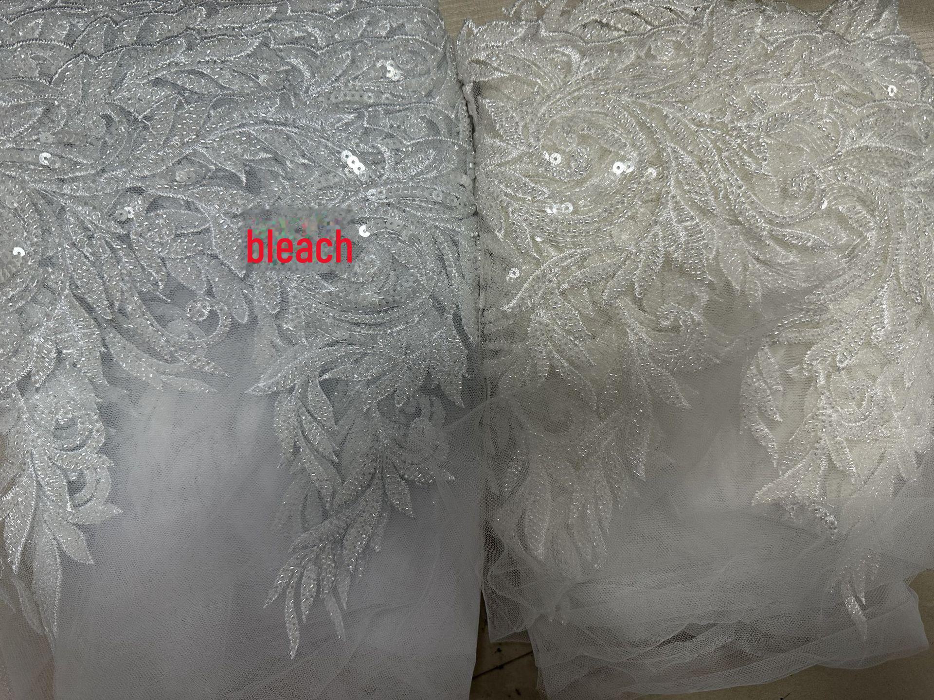 

Вышитое бисером кружево, свадебное платье, фата и детский головной убор своими руками