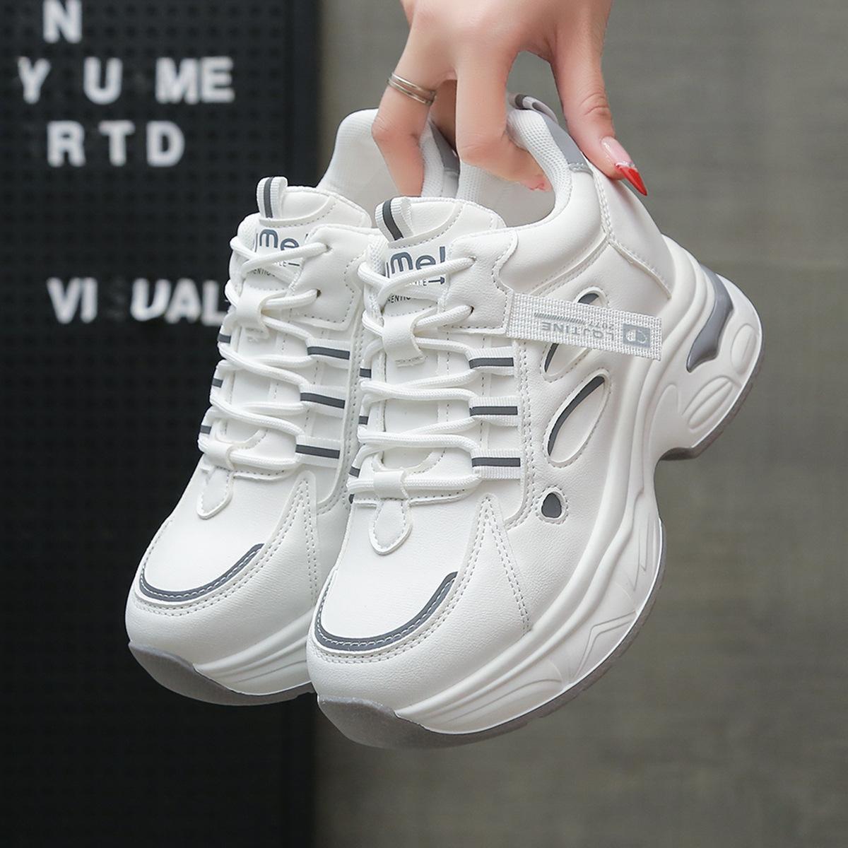 

Папины кроссовки для девочки 2025 Весна и Осень Новые Популярные Маленькие Универсальные Модные Кроссовки на Мягкой Подошве для Увеличения Роста 40 белый