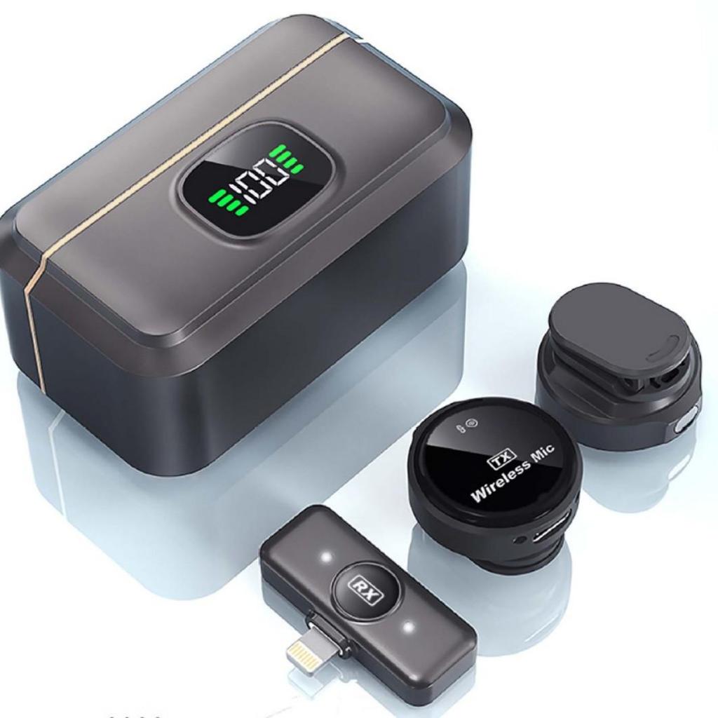 Q8 Lavalier 3-in-1 Wireless Microphone: Noise Reduction, Live Broadcast, Self-Media Recording, Camera Compatible.