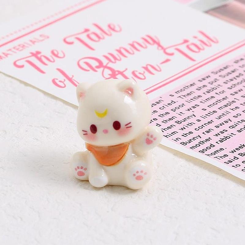 3Pcs/Bag Cute Waving Cat Figurines Car Ornaments Miniature Lucky Cat Home Desktop Decoration Diy Accessories Dollhouse Toy Gifts