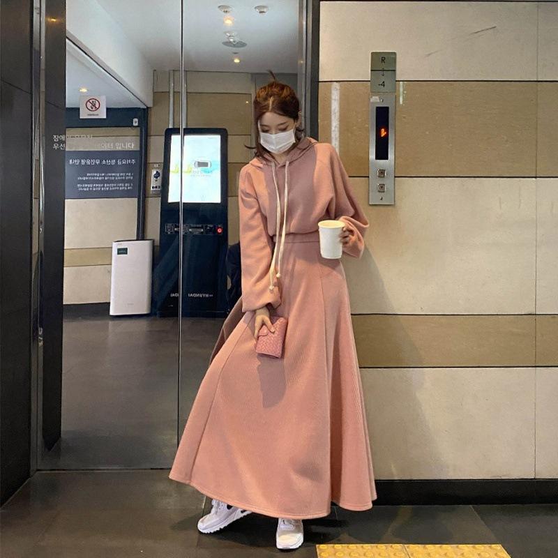 Lässiger Sport-Zweiteiler, Kapuzenpullover für Damen für Frühling und Herbst, Rock mit hoher Taille, Modischer Zweiteiler