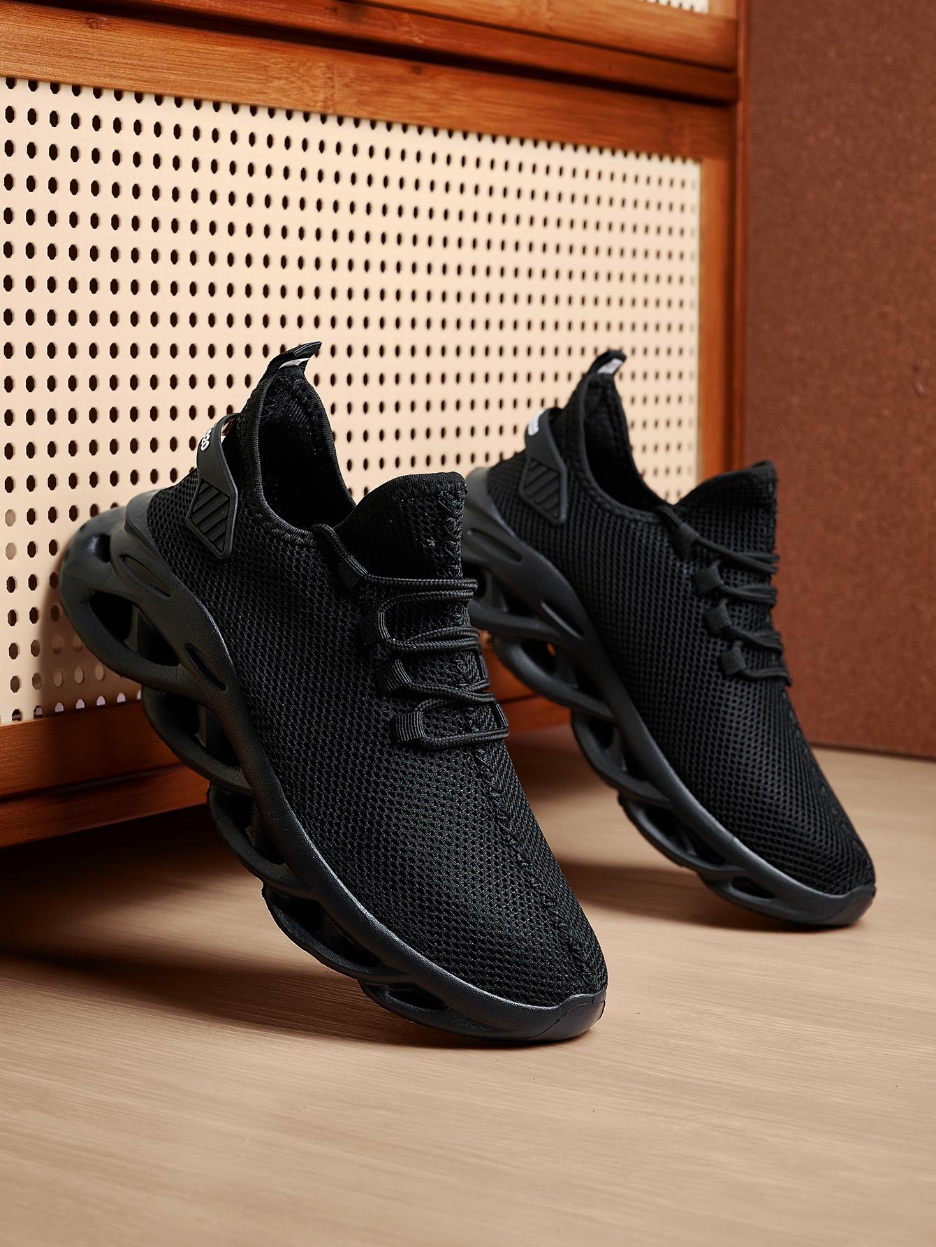 

Black Men Casual Sneakers Mesh Breathable Shoes Lace Up Male Running Sport Trainers Shoes Lightweight Vulcanize Shoes Size 47 US10 (EU44) чёрный