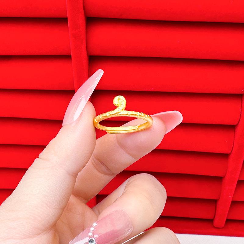 Exquisite Sand Gold Open Ring for Women: High-End Niche Design, Light Luxury Style, Long-Lasting Color, Imitation Gold.