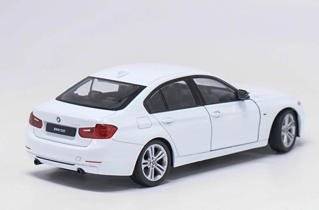 Willy 1/24 scale BMW F30 335i White diecast car, finished product (WL-24039W White)