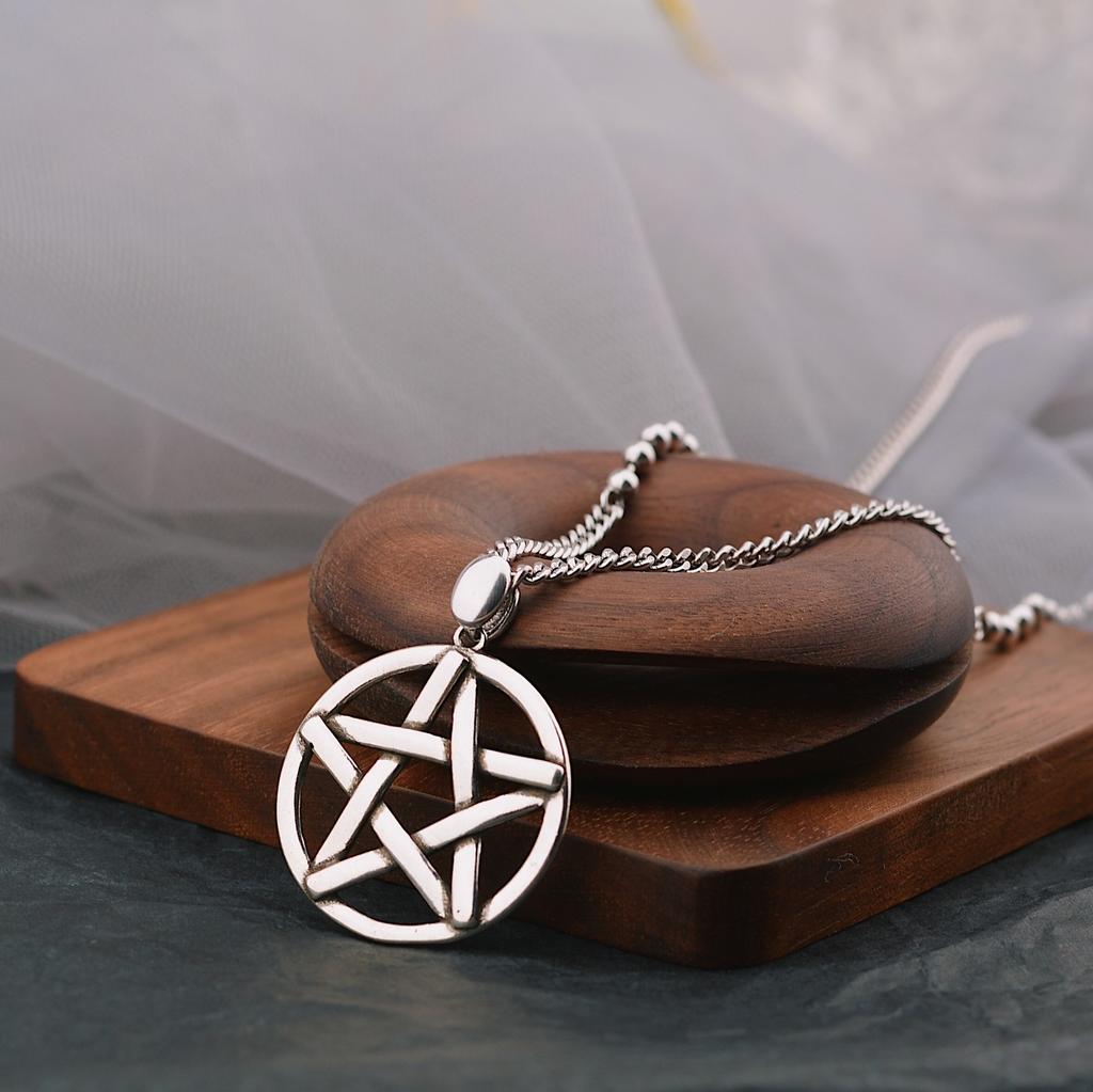 Wind Five-Pointed Star Thai Silver Necklace Female Niche Design Sense Large Star Pendant Star Light Necklace Versatile