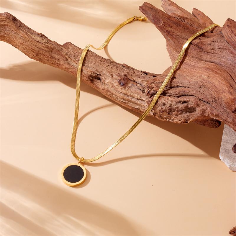 18K Gold Plated Herringbone Necklace with Black Onyx Round Pendant, Dainty Snake Chain Choker for Women, Trendy Jewelry золотой