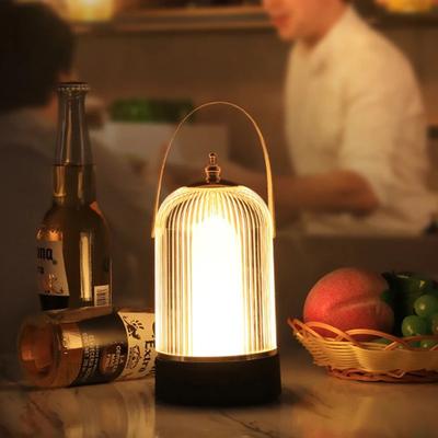 Oświetlenie LED – Lampy stołowe LED