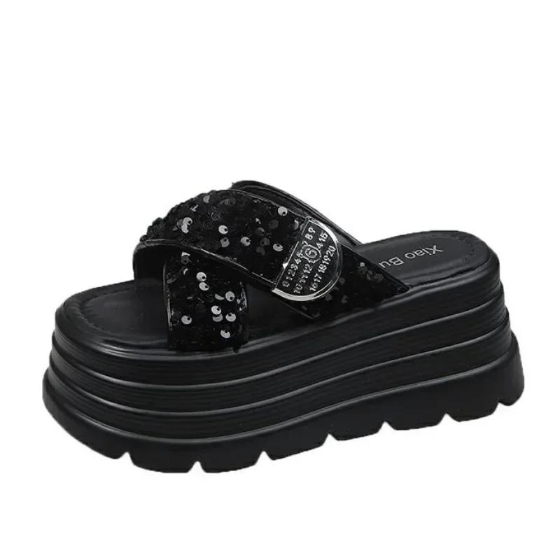 

Модные шлепанцы на высокой платформе 8 см Женские летние блестящие модные 2025 Новые сандалии на каблуках Повседневные шлепанцы на платформе Каблуки Пляжная обувь 34