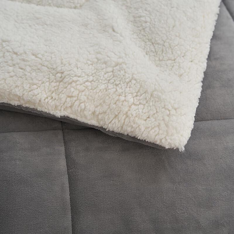 MUJI Home Warm Fleece Quilt