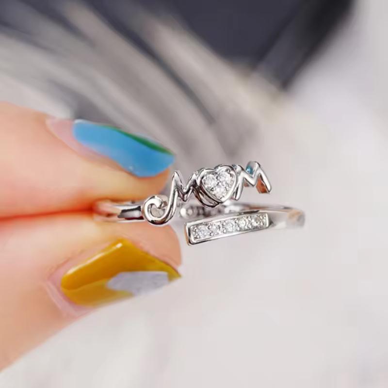 Exquisite Mom Rings Copper Color Caved Letter "I Love You Mom" Delicate Birthday Gift For Mother Fashion Women Jewelry