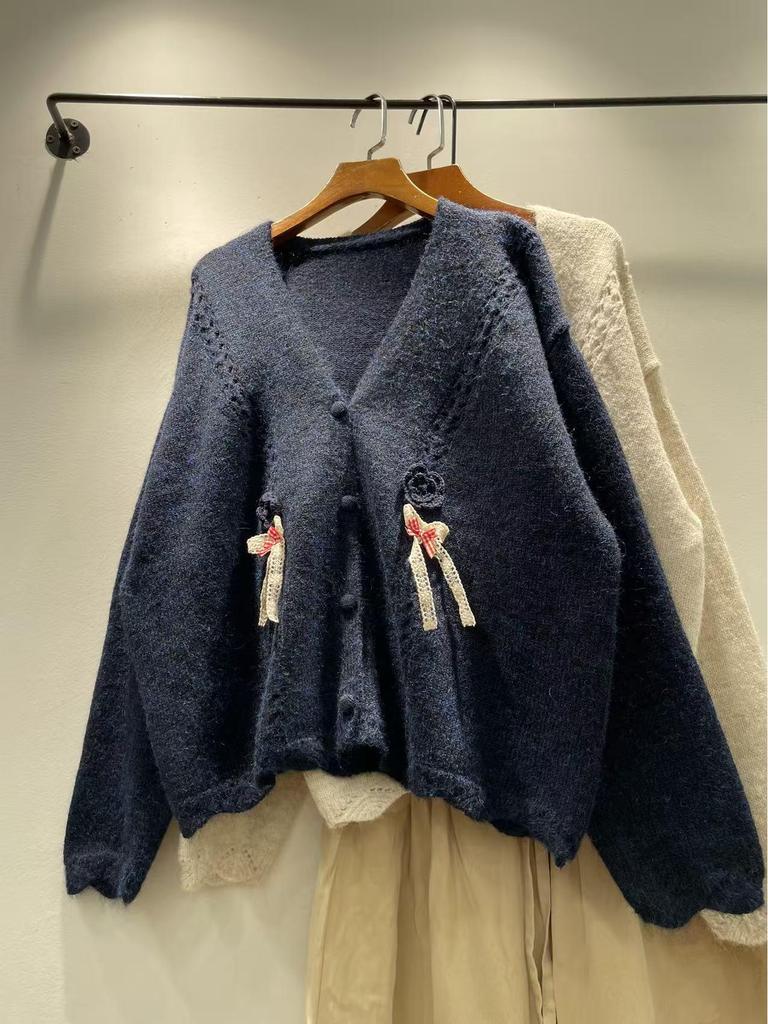 Women's Floral Applique V-Neck Loose Warm Cardigan Coat - Autumn/Winter Mori Girl Style