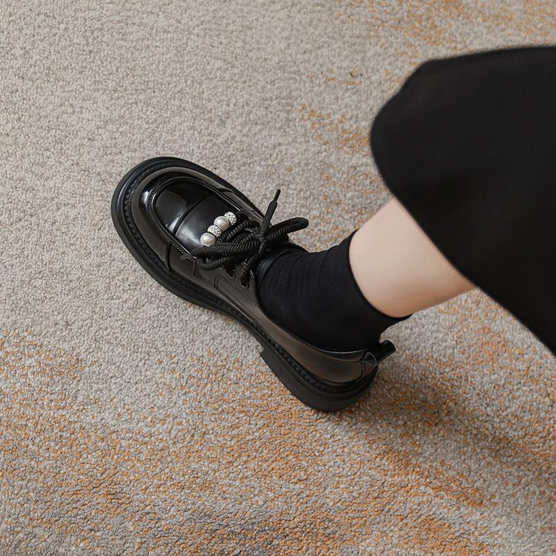 

Small leather shoes lace-up women s new inner height-increasing women s shoes 3233 single shoes pearl platform women 39 чорний